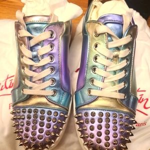 Christian Louboutin Louis spike low sneaker . Size 40 mettalic color.